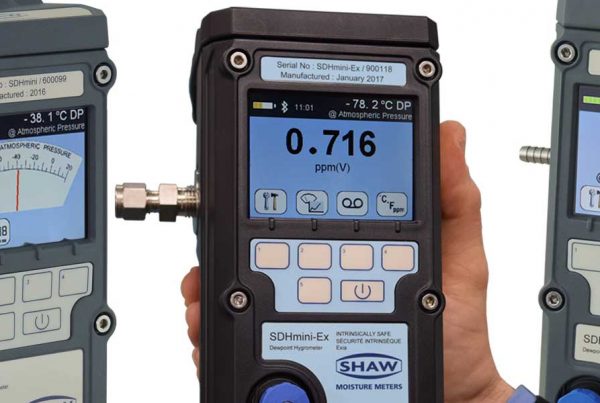 Shaw SDHmini range of portable hand held dewpoint meters for trace moisture measurement in gases and compressed air